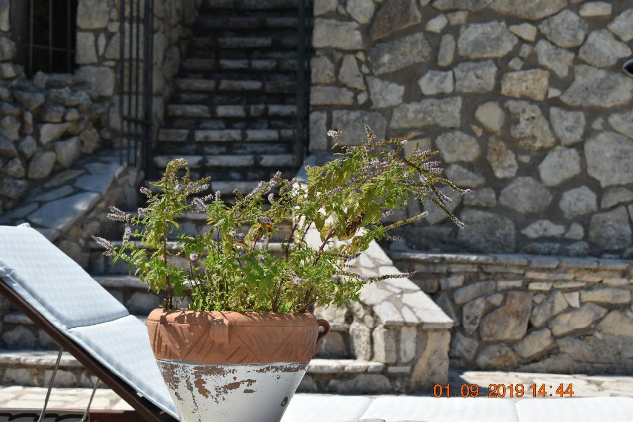 Estate Dafnopanagia Villa Magda Asprogerakata Luaran gambar