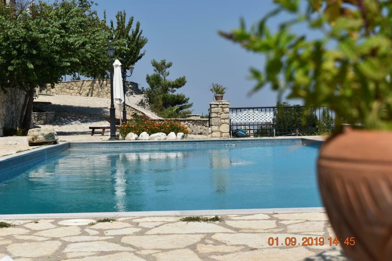 Estate Dafnopanagia Villa Magda Asprogerakata Luaran gambar